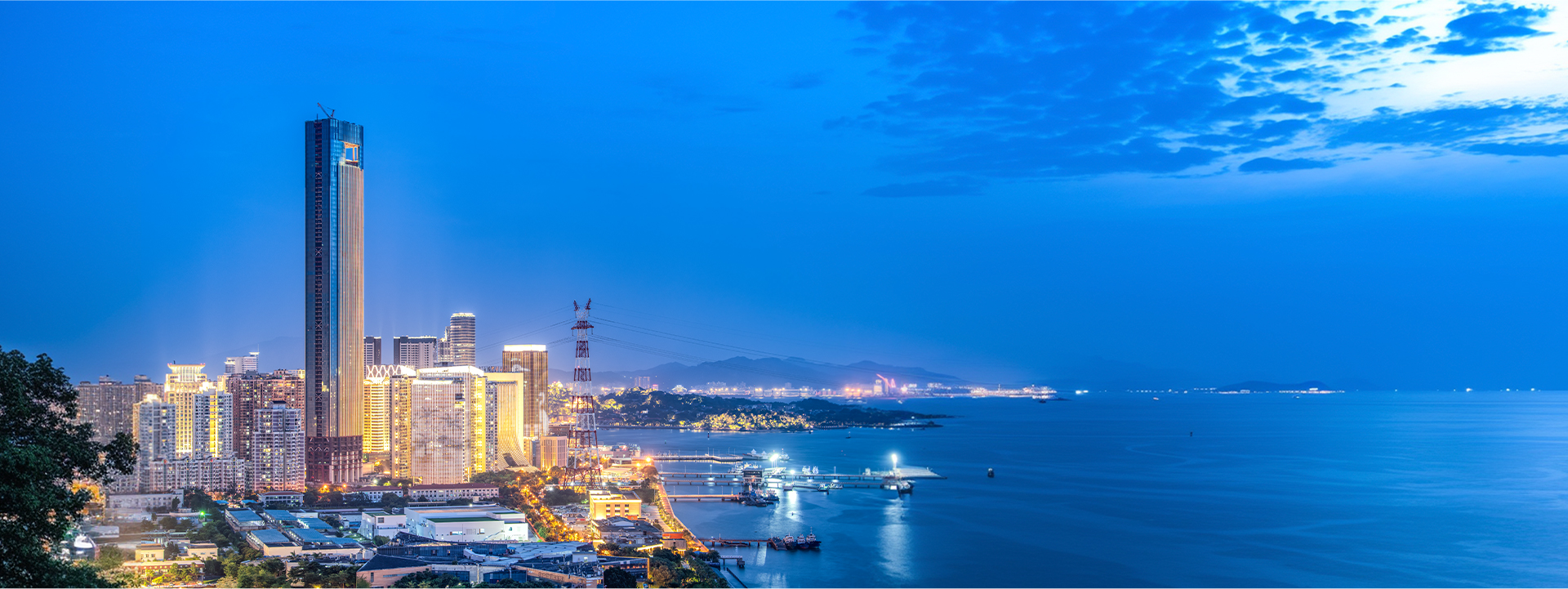 每一座城市地标都是一个坚朗展台